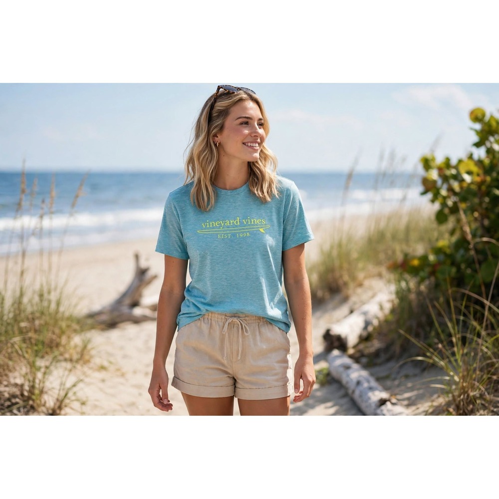 Vineyard Vines Womens Medium Athletic T-Shirt Blue Performance Surfboard Tee